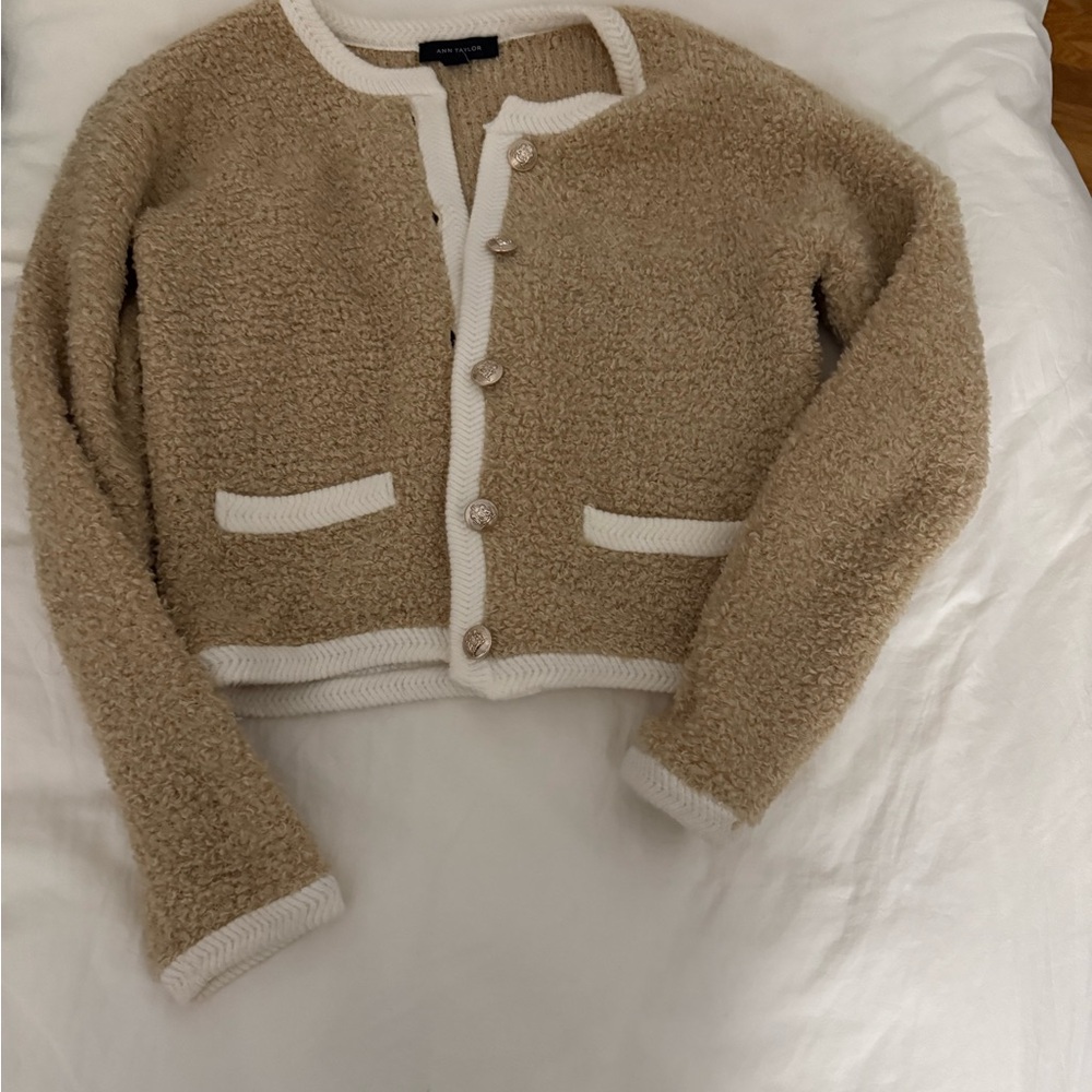 Ann Taylor Cream and White Textured Cardigan
